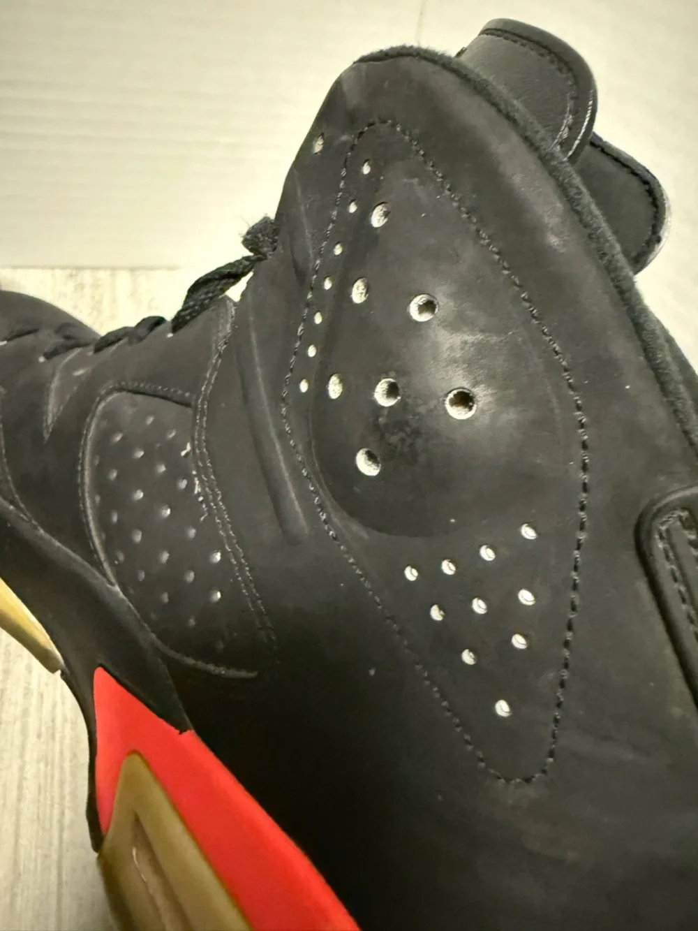 Jordan 6 Retro Infrared Sneakers 384664-023 High Top Black 2014 Men’s Size 10 -